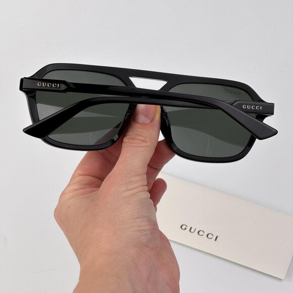 Gucci Pilot Sunglasses – Black Frame with Grey LensesModel: GG1823SA 001